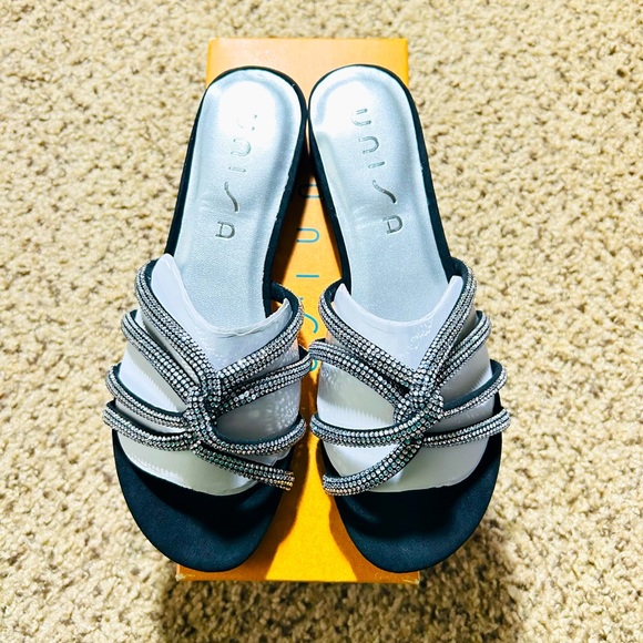 Brand New UNISA Chloe Rhinestone Slide Sandals size 7.5 ❤️ - Picture 1 of 6